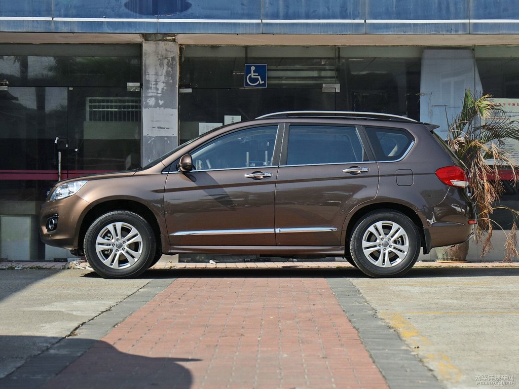 睿智棕哈弗H6整車外觀外觀圖片