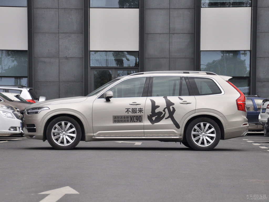 幻夜銀沃爾沃XC90整車外觀外觀圖片