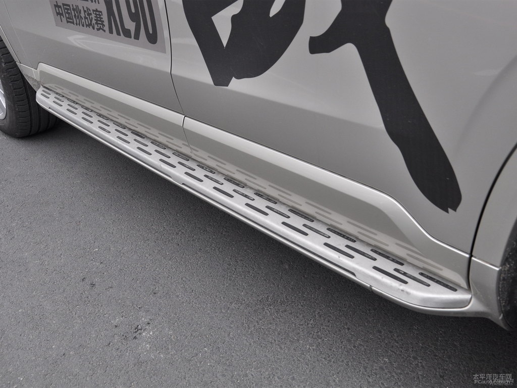 幻夜銀沃爾沃XC90車身外觀圖片