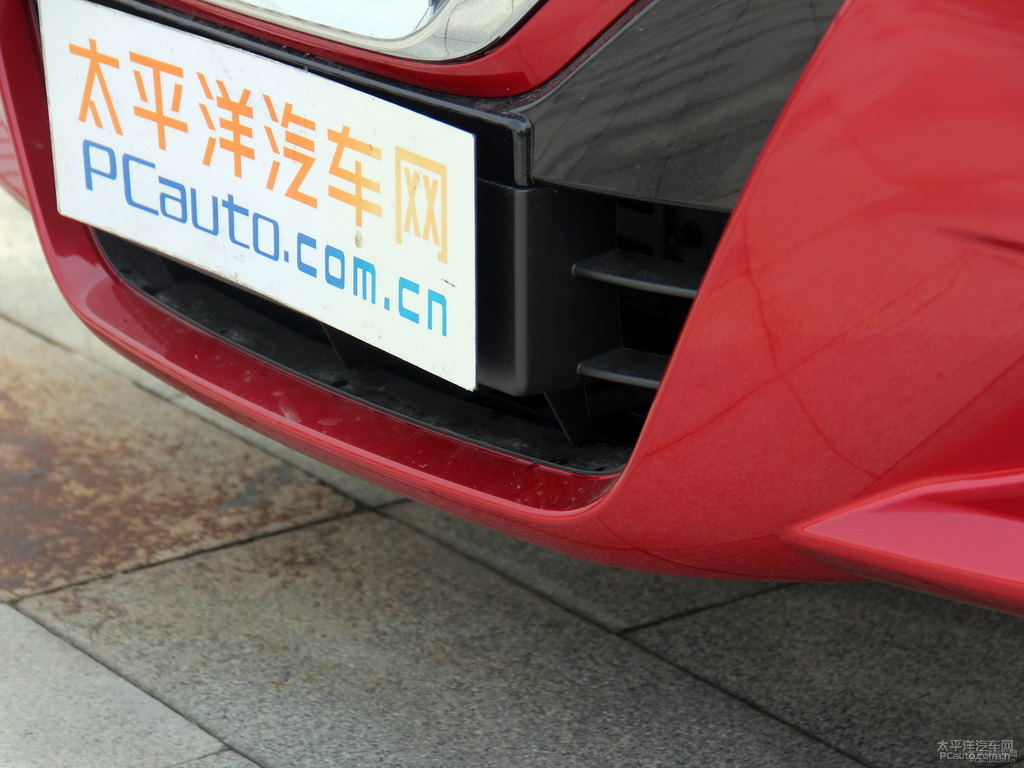 烈焰紅藍(lán)鳥車頭外觀圖片