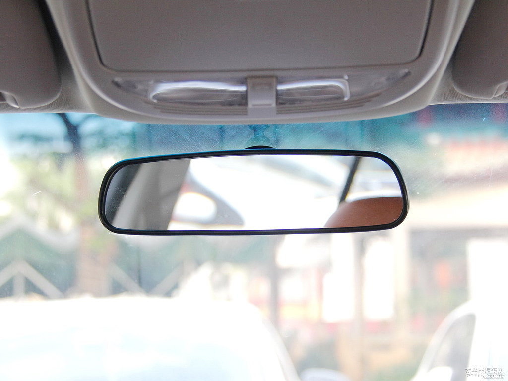 新帝豪車廂內(nèi)飾圖片