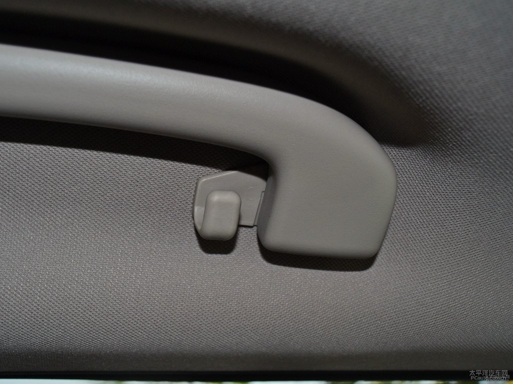 珠光白樓蘭車廂內(nèi)飾圖片