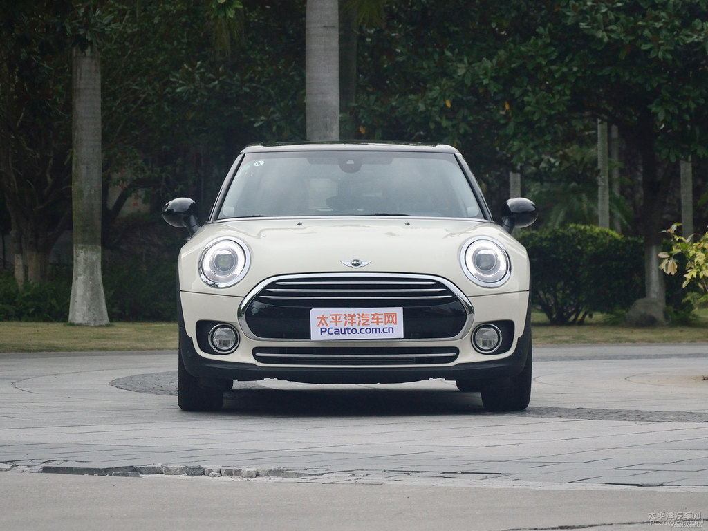 胡椒白MINI CLUBMAN整車外觀外觀圖片