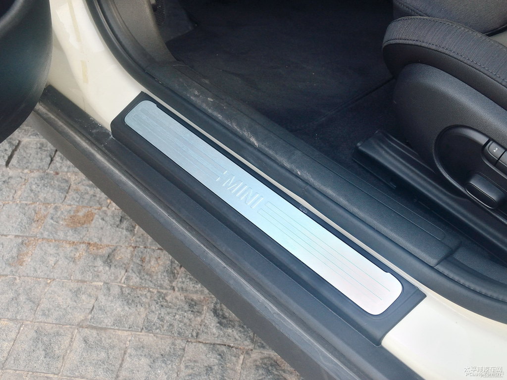 胡椒白MINI CLUBMAN車廂內(nèi)飾圖片