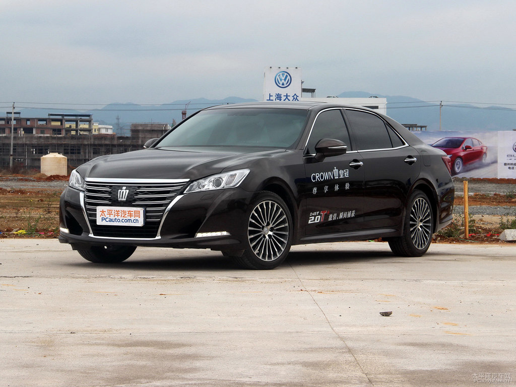 深棕云母色皇冠整車外觀外觀圖片