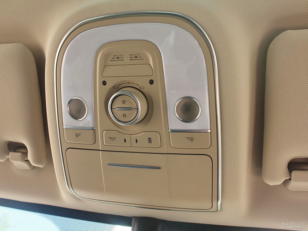 活力橙宋車廂內(nèi)飾圖片