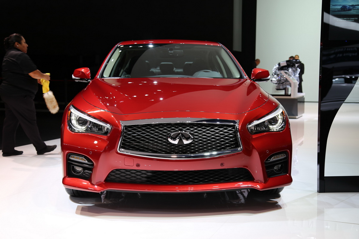 英菲尼迪Q50車展高清大圖