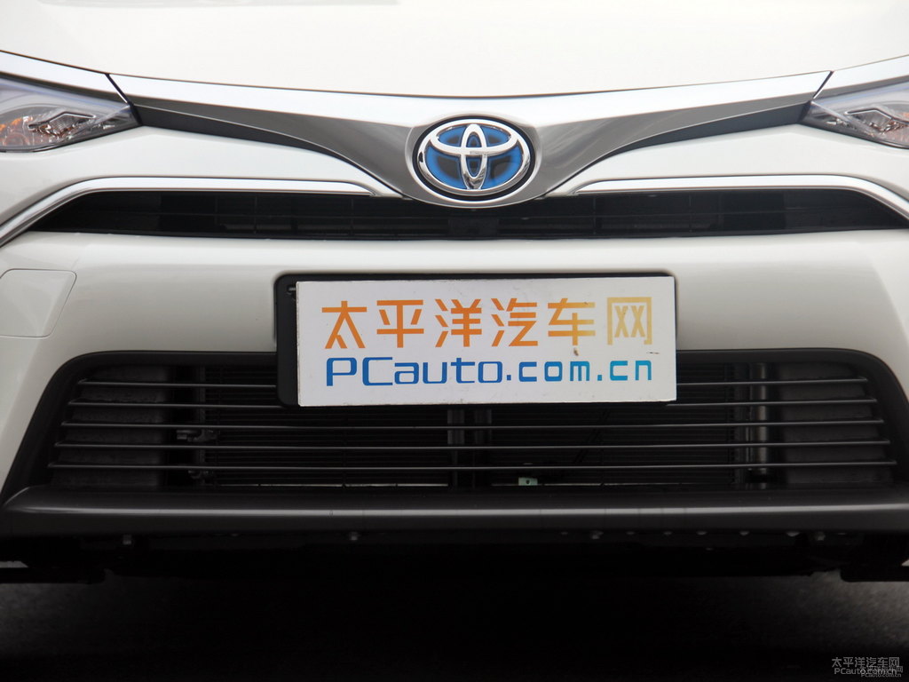 珍珠白雷凌車頭外觀圖片