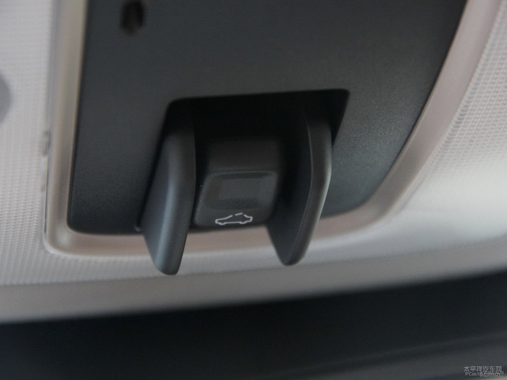 水晶白沃爾沃S60車廂內(nèi)飾圖片