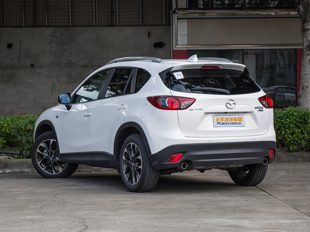 珠光白馬自達(dá)CX-5整車外觀外觀圖片