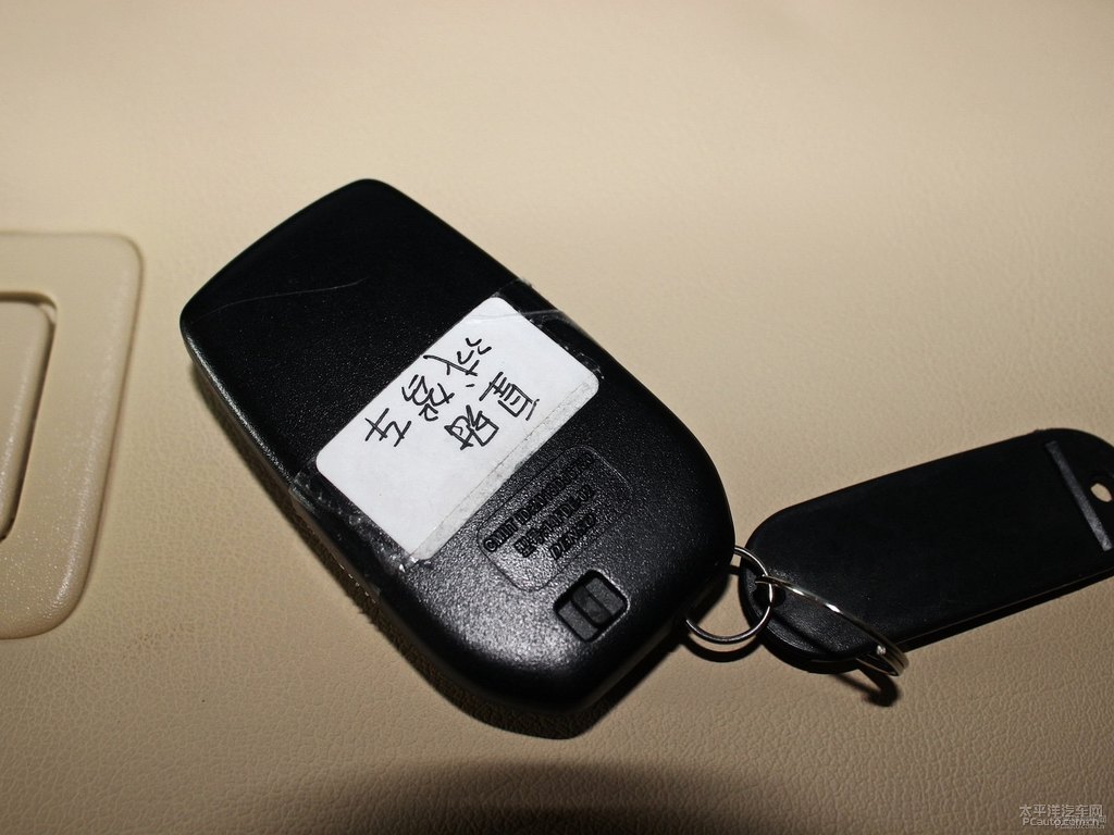 黑色皇冠細節(jié)其它細節(jié)圖片