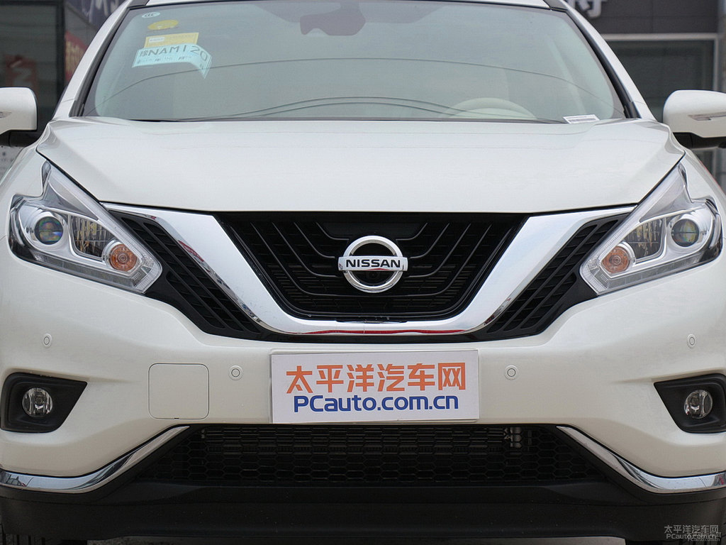 珠光白樓蘭車頭外觀圖片