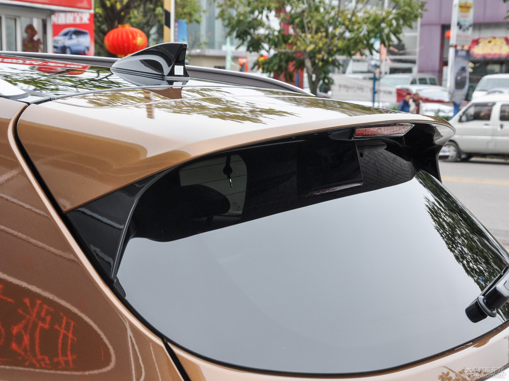青銅金起亞KX5車尾外觀圖片