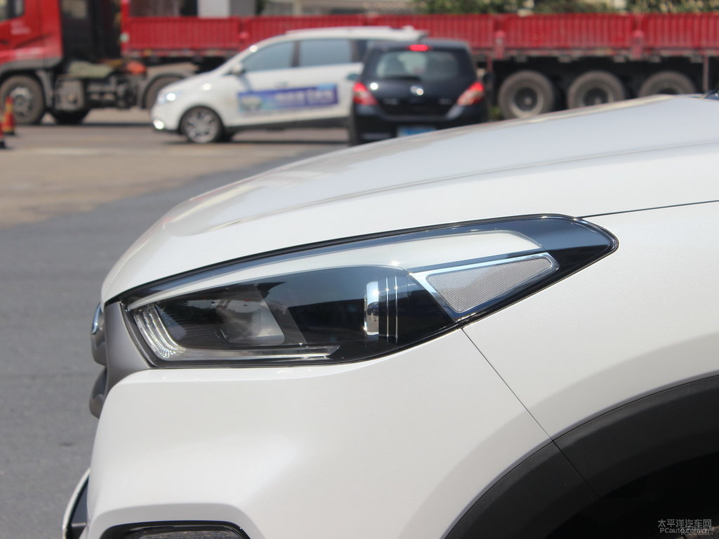 珍珠白途勝L車(chē)頭外觀圖片