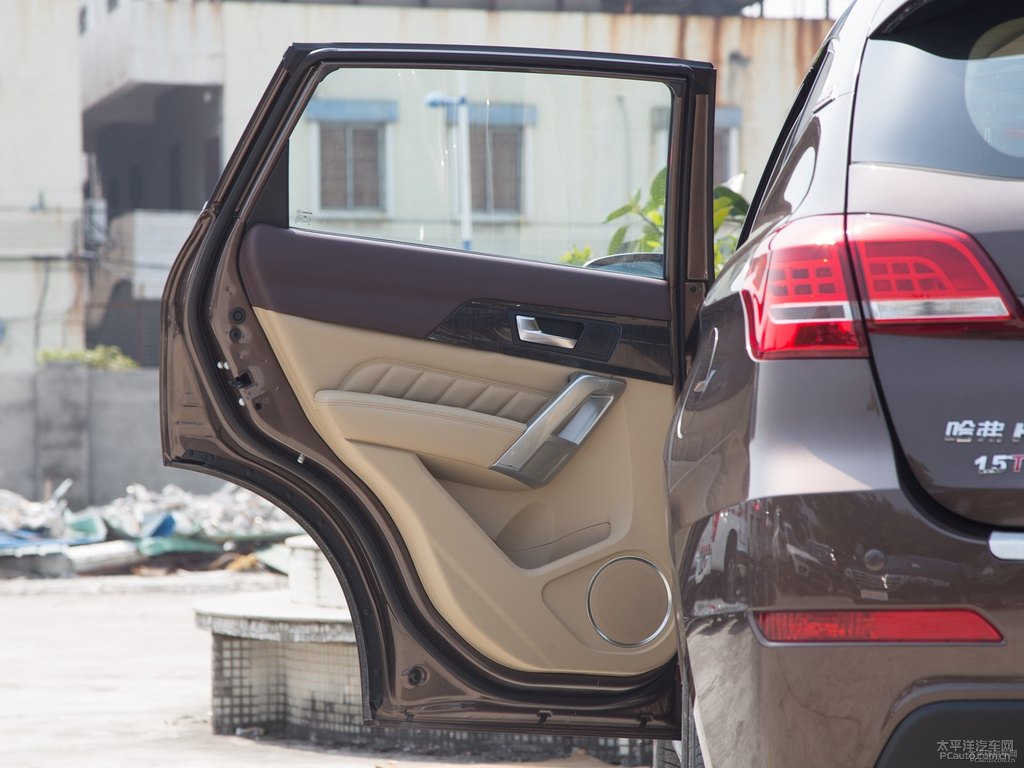 摩登灰哈弗H2車廂內(nèi)飾圖片