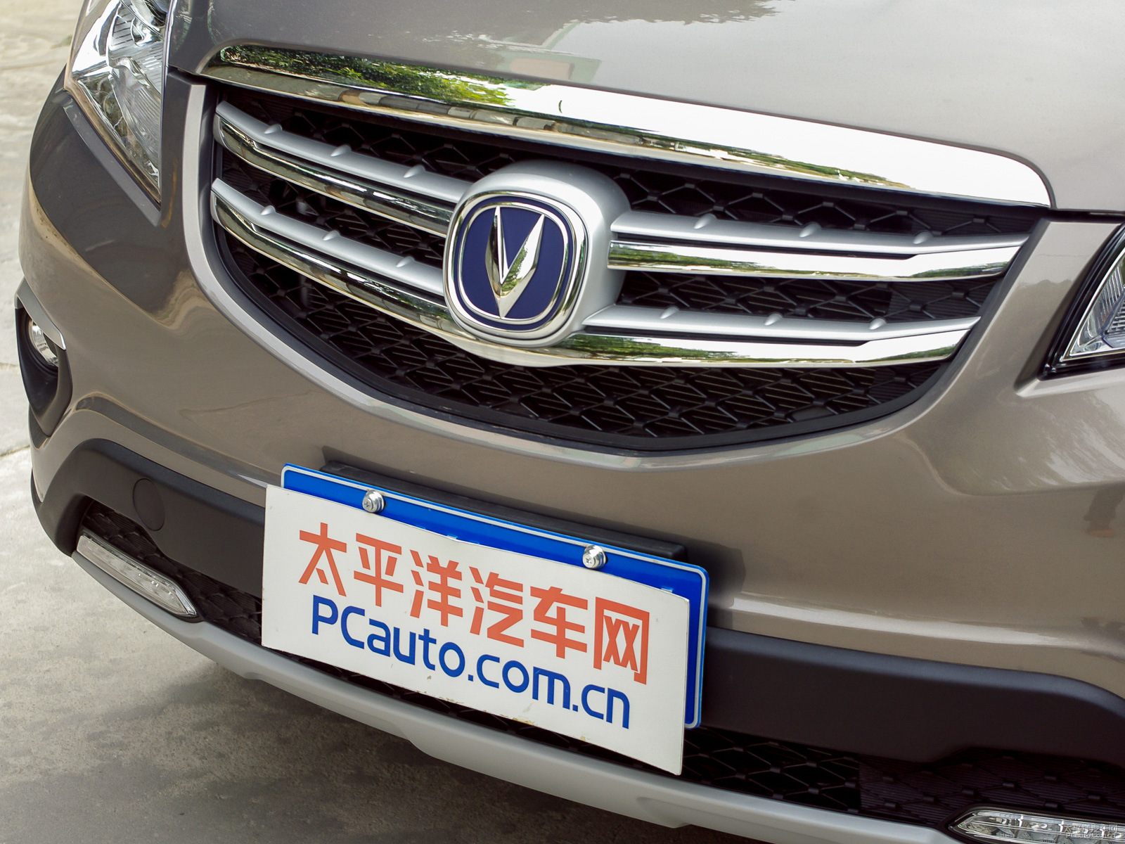 長(zhǎng)安CS35外觀高清大圖