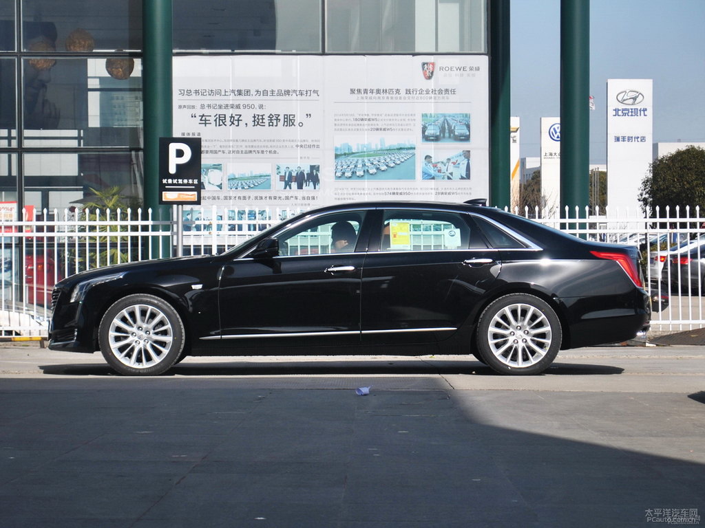 耀黑凱迪拉克CT6整車外觀外觀圖片