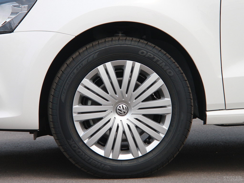 極地白大眾Polo車(chē)身外觀圖片