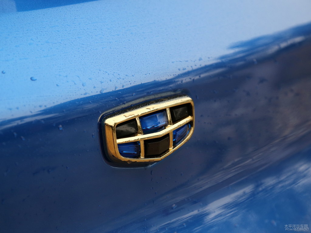 寶石藍(lán)帝豪GS車尾外觀圖片