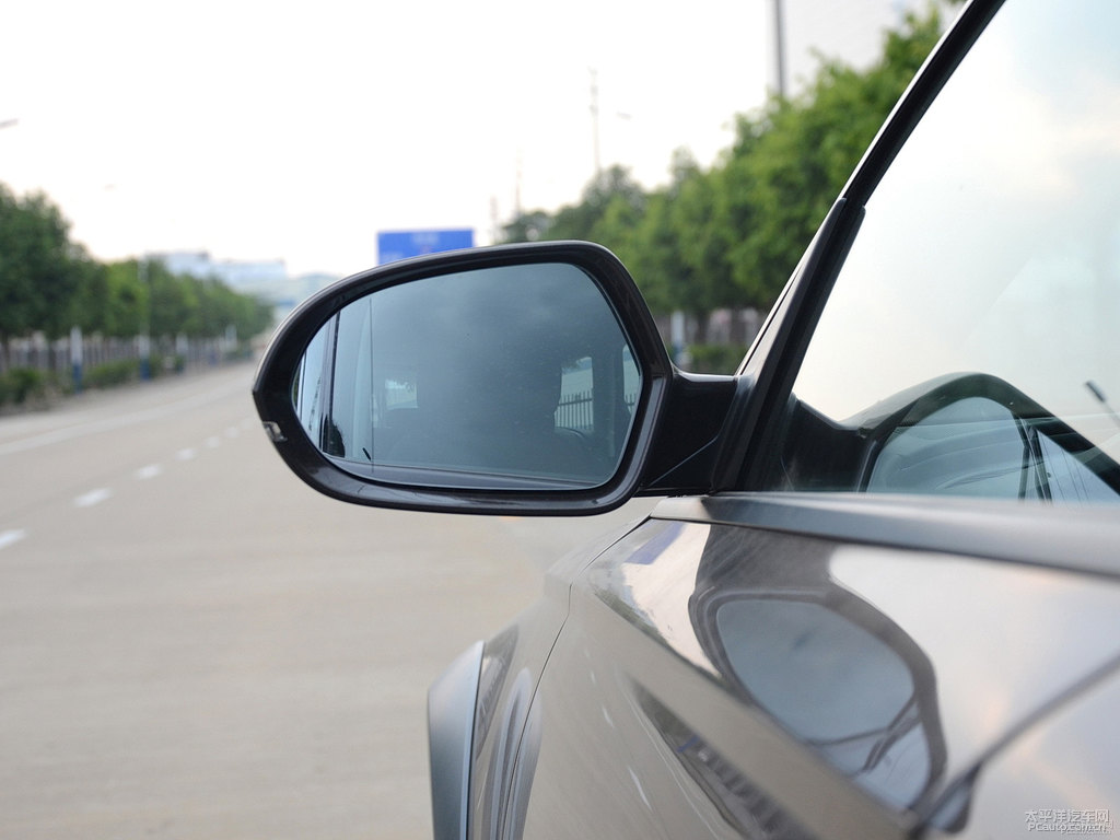 瓜哇棕奧迪A6(進(jìn)口)車身外觀圖片