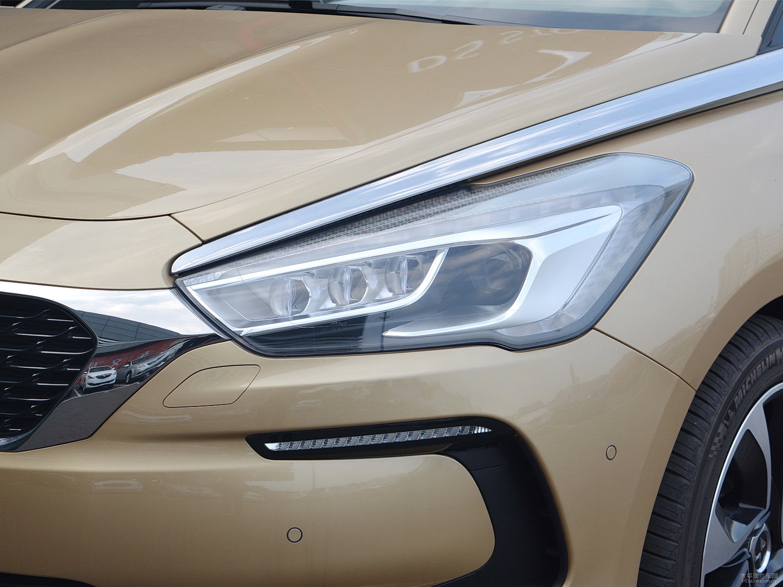 DS 5外觀高清大圖