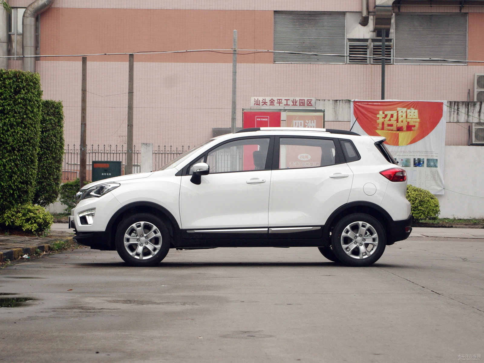 長(zhǎng)安CS15外觀高清大圖