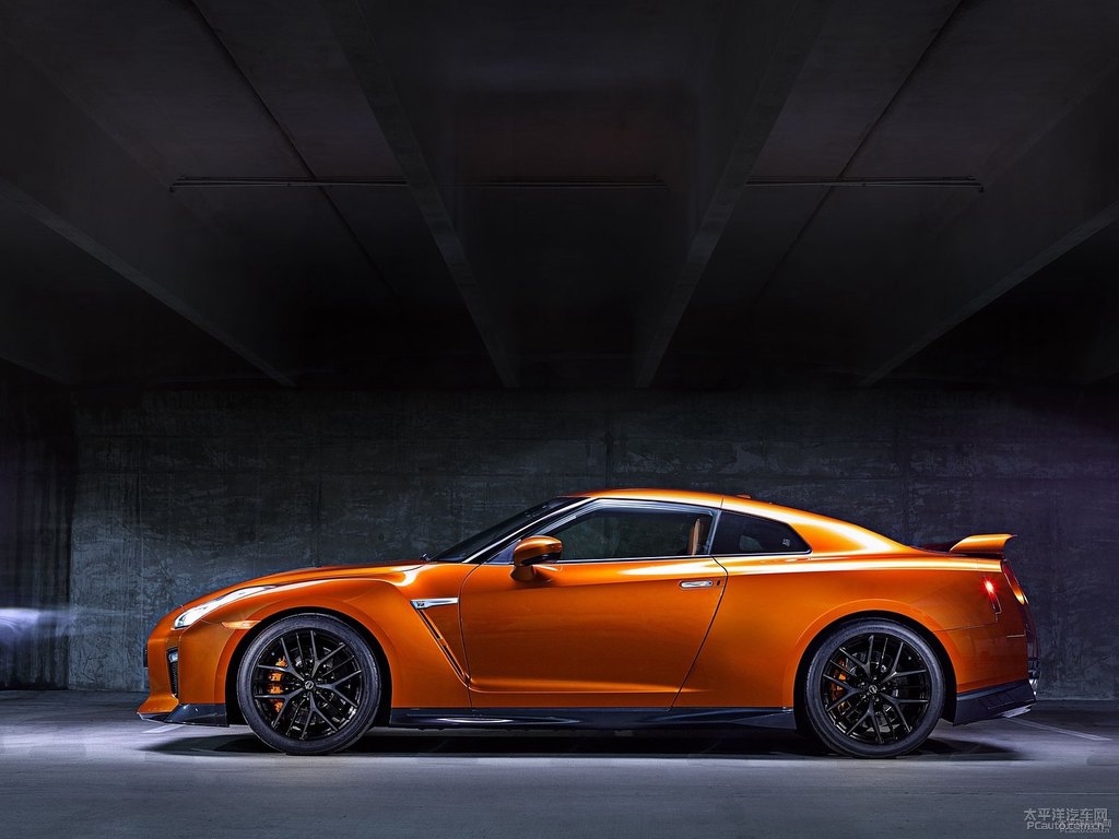 Ӱծa(chn)GT-R܇^^DƬ