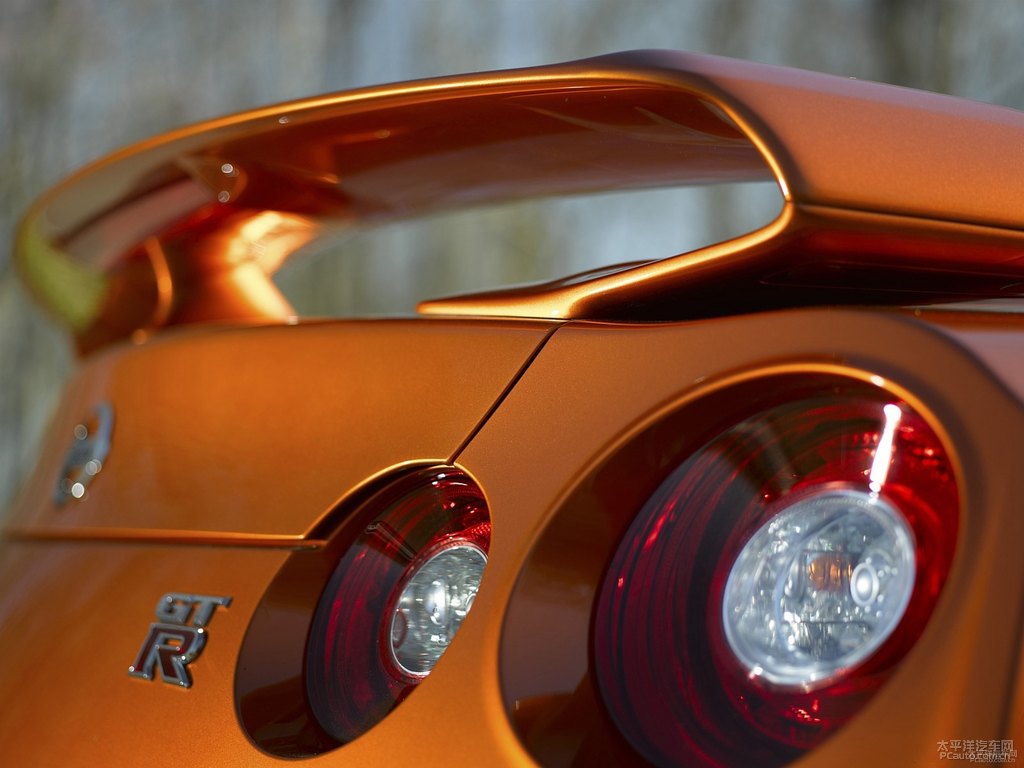 Ӱծa(chn)GT-R܇β^DƬ