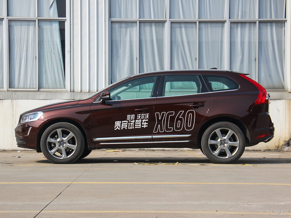 醇咖色沃爾沃XC60整車外觀外觀圖片