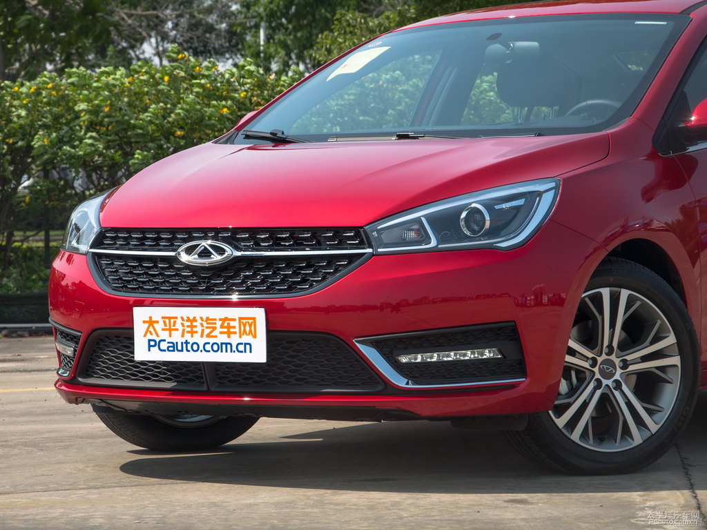 魅影紅艾瑞澤5車頭外觀圖片