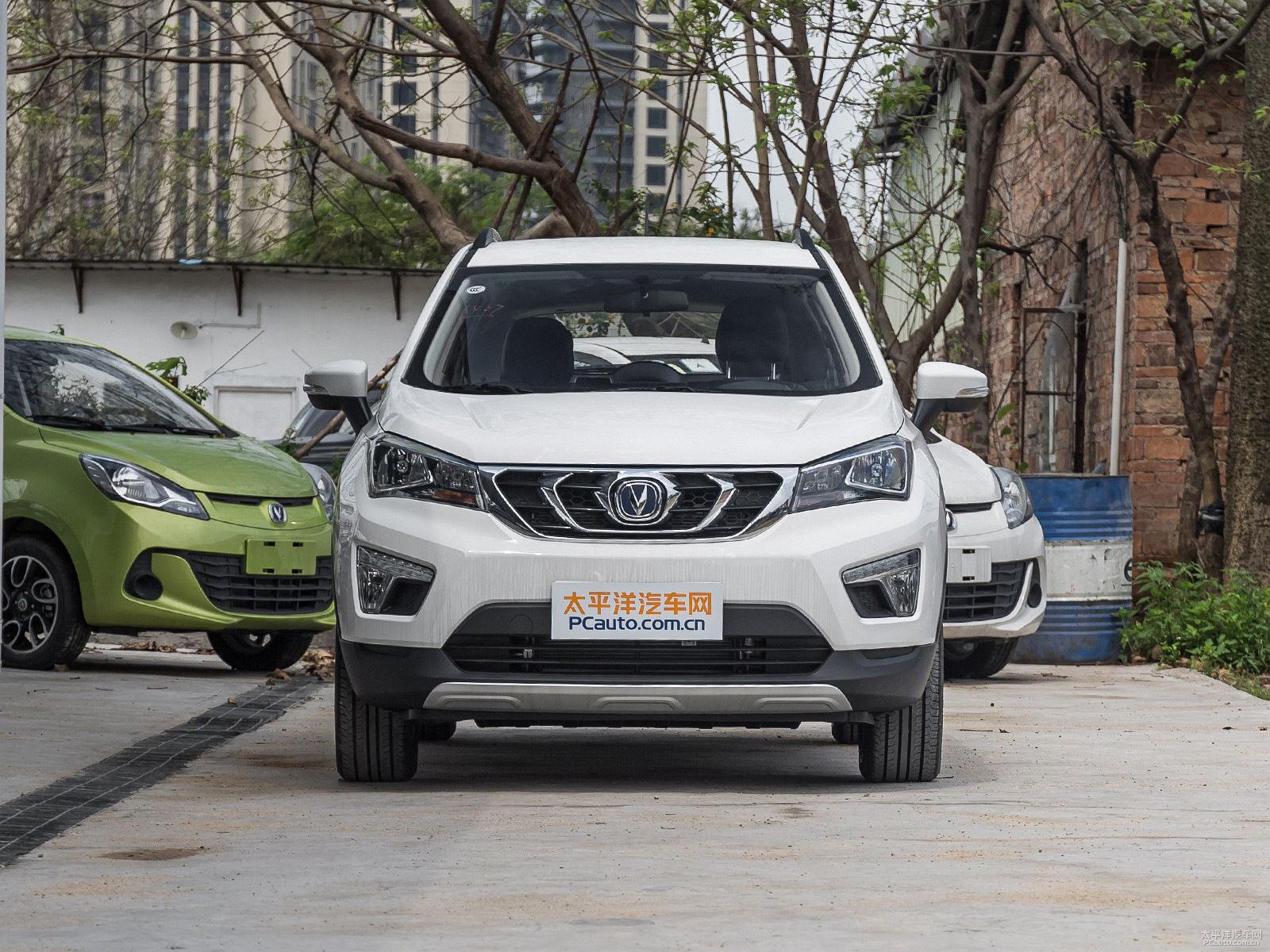 長(zhǎng)安CS15外觀高清大圖
