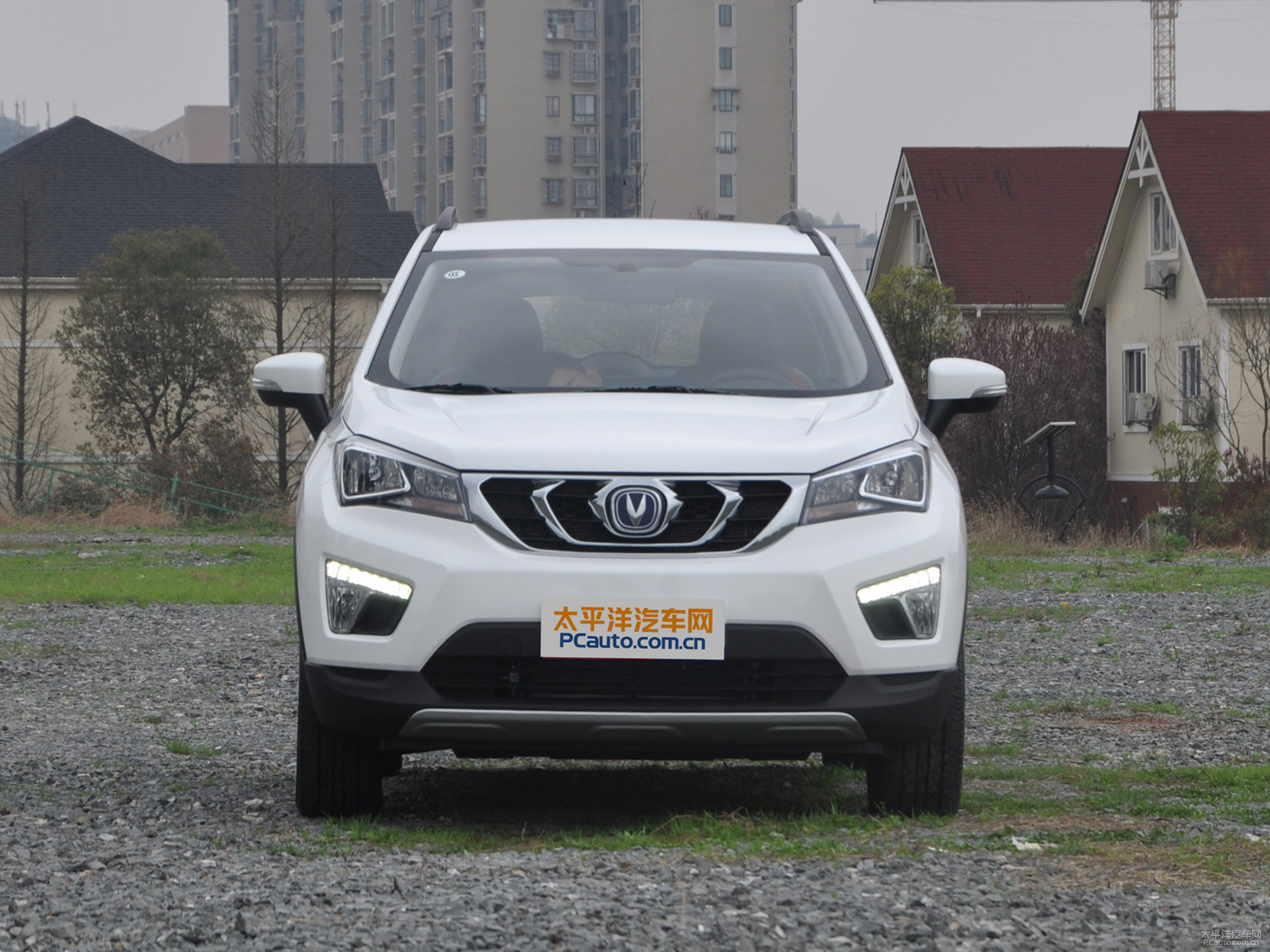 長(zhǎng)安CS15外觀高清大圖