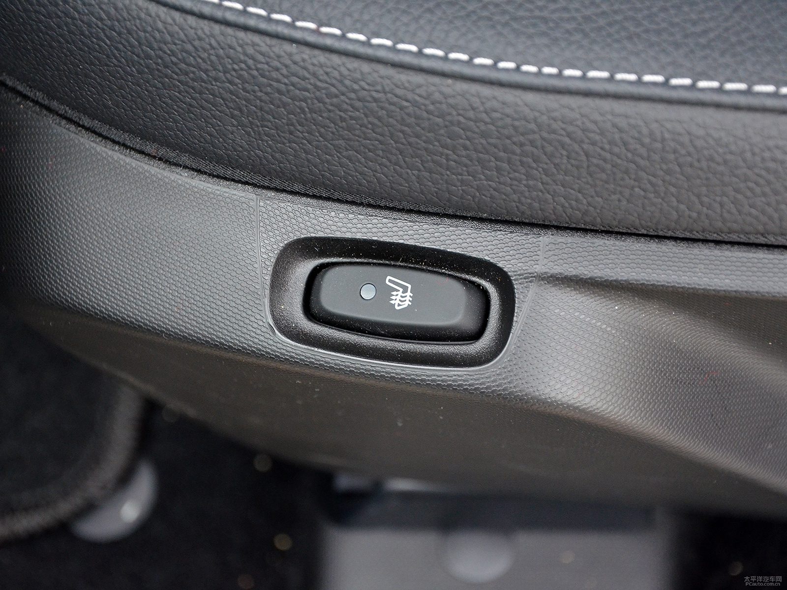 Ssmart fortwo΃(ni)DƬ