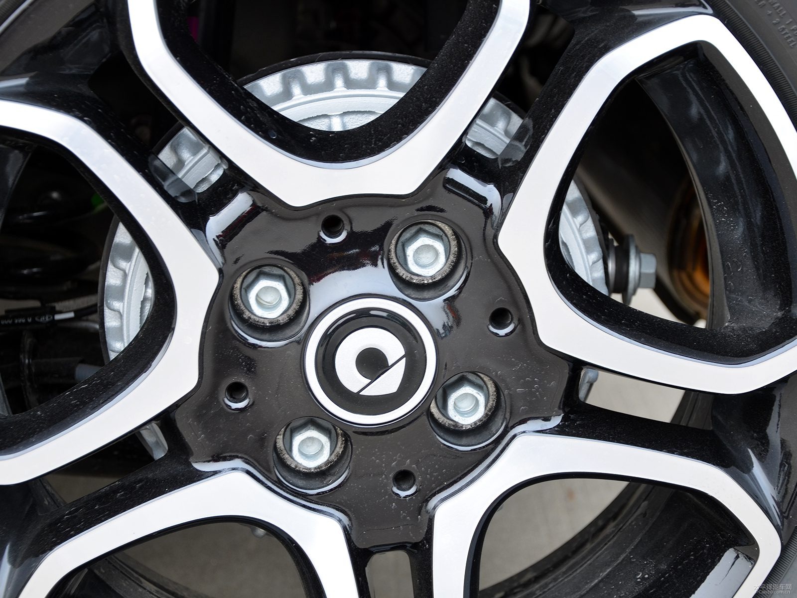 Ssmart fortwo(x)(ji)(x)(ji)DƬ