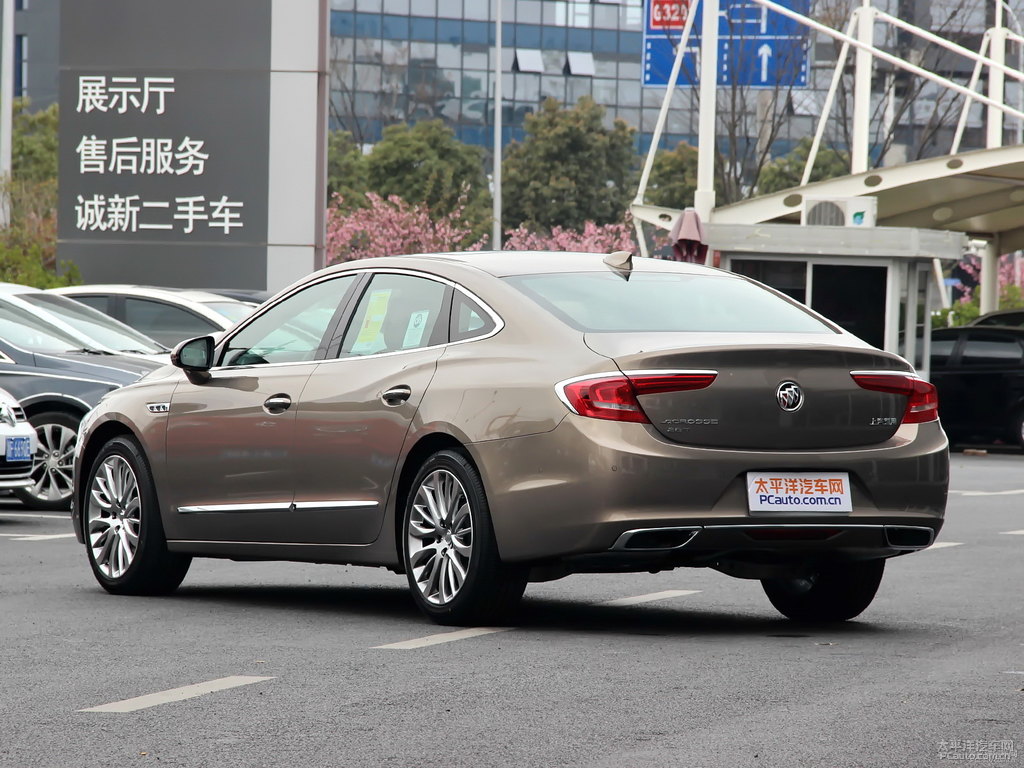 琉璃金君越整車外觀外觀圖片