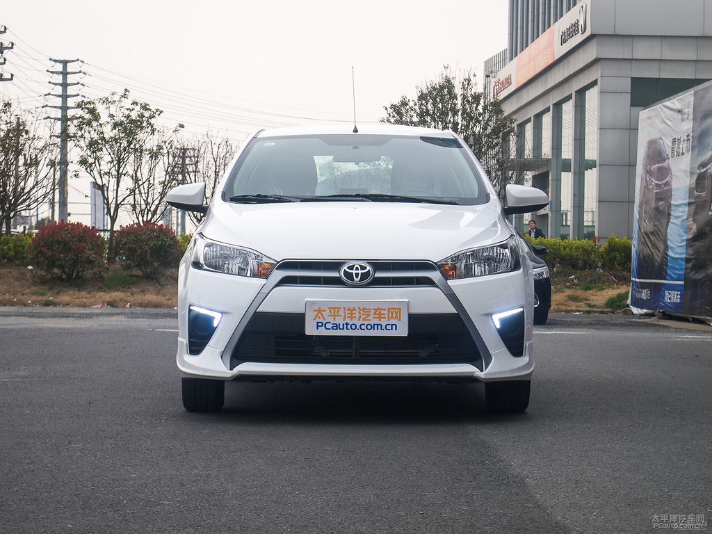 YARiS L 致炫整車外觀外觀圖片