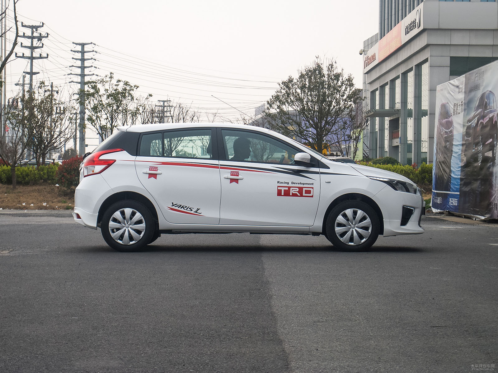 YARiS L 致炫外觀高清大圖