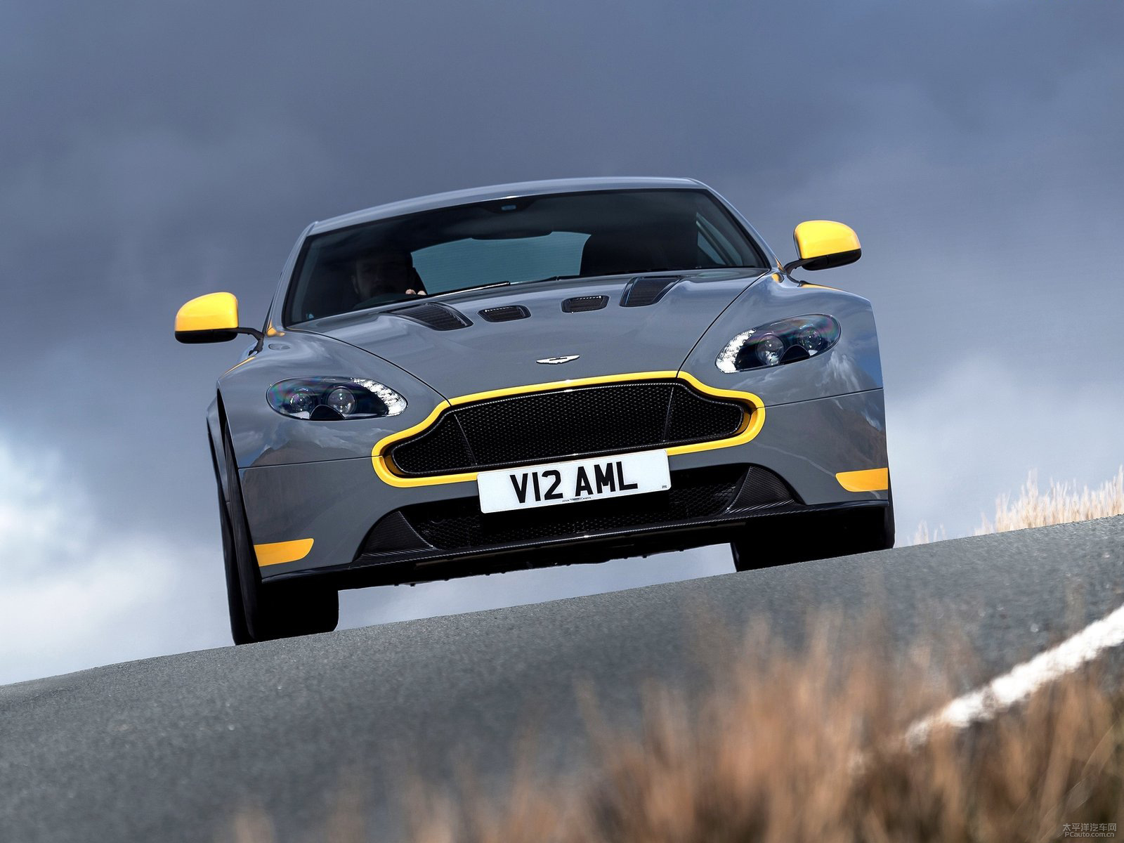 V12 Vantage外觀高清大圖
