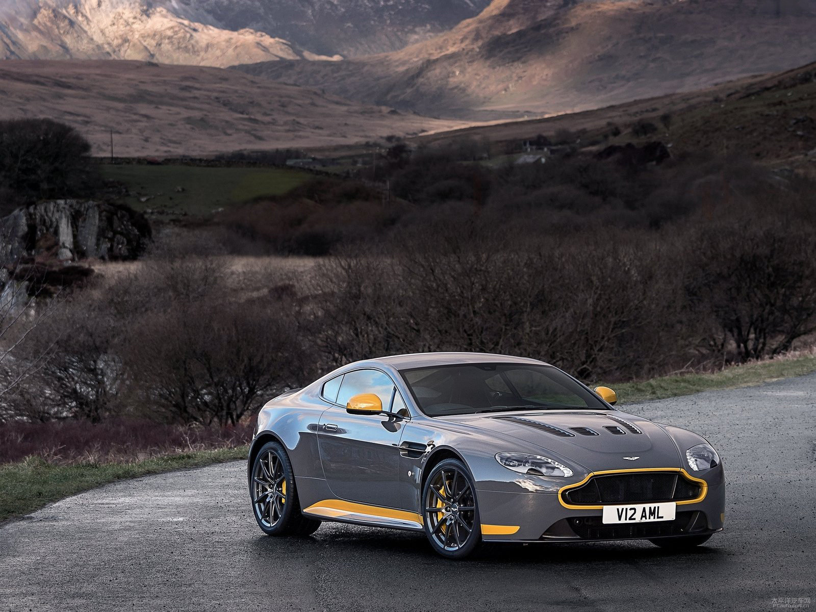 V12 Vantage外觀高清大圖