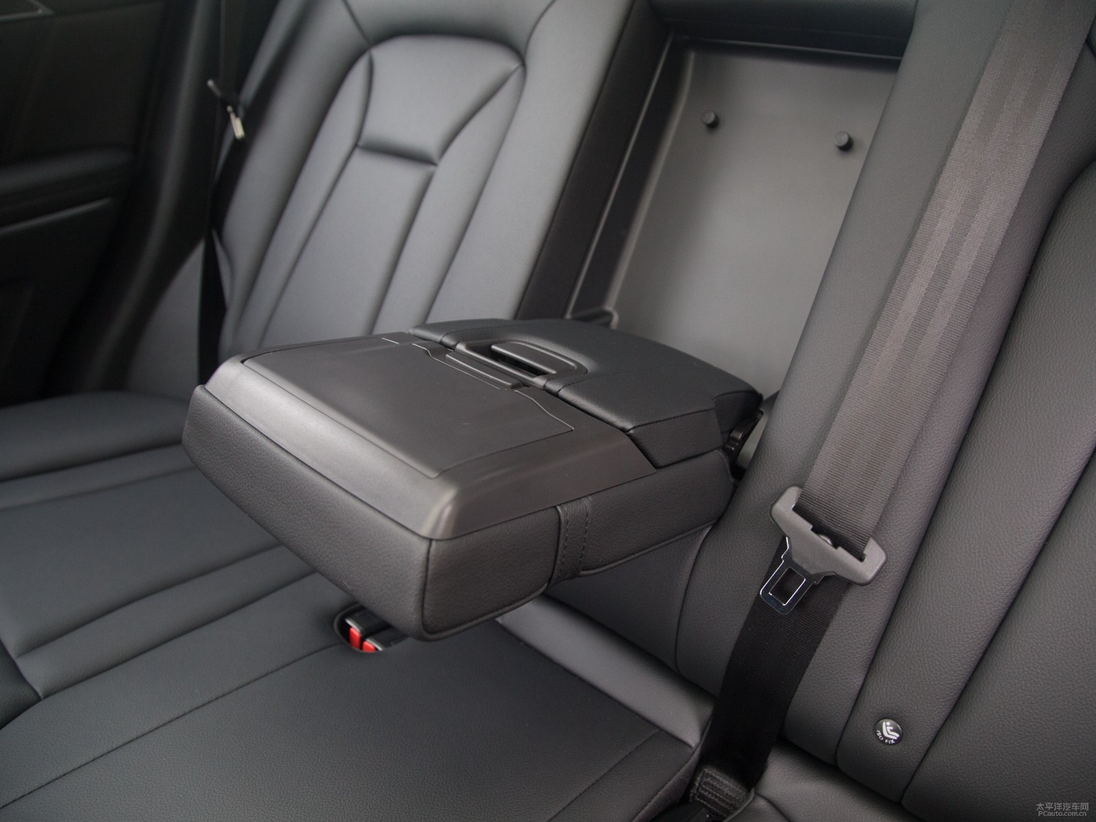 Oذ׹H6 Coupe΃(ni)DƬ