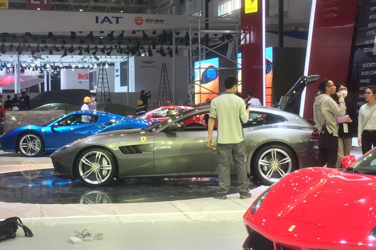 法拉利FF車展高清大圖