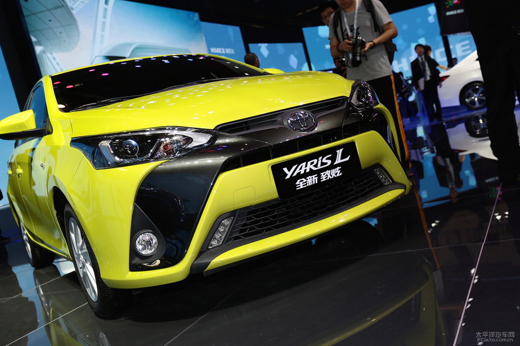 YARiS L 致炫圖片