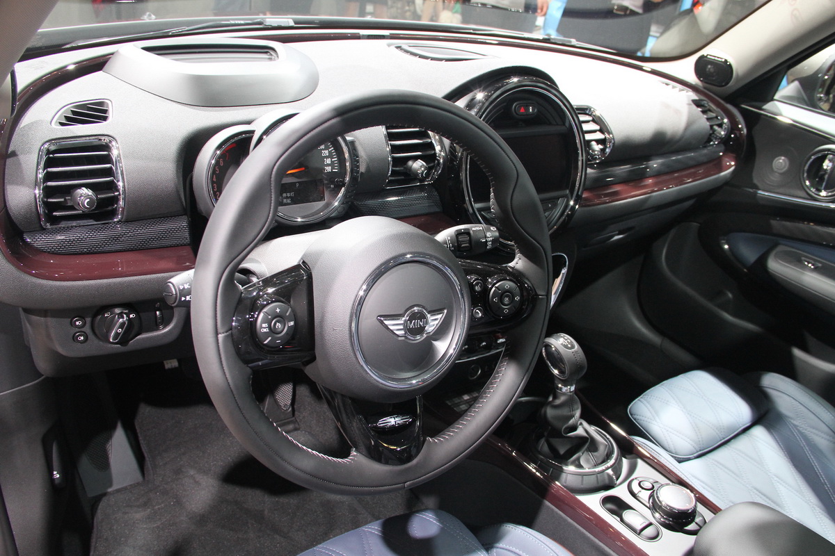 MINI CLUBMANDƬ
