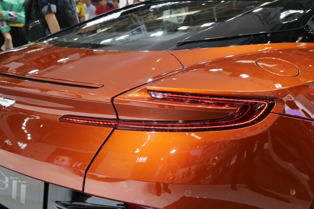 阿斯頓·馬丁DB11車展高清大圖