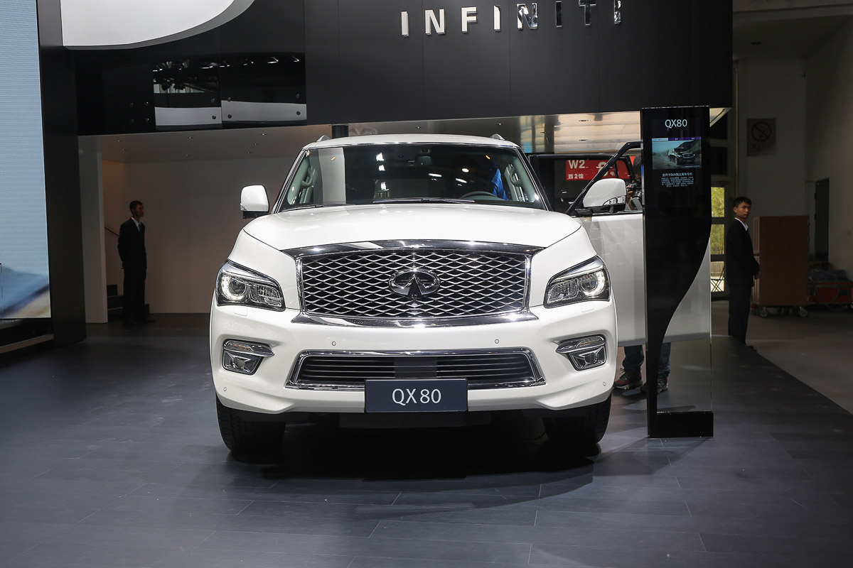 英菲尼迪QX80車展高清大圖