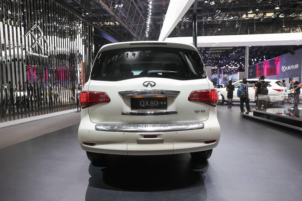 英菲尼迪QX80車展高清大圖