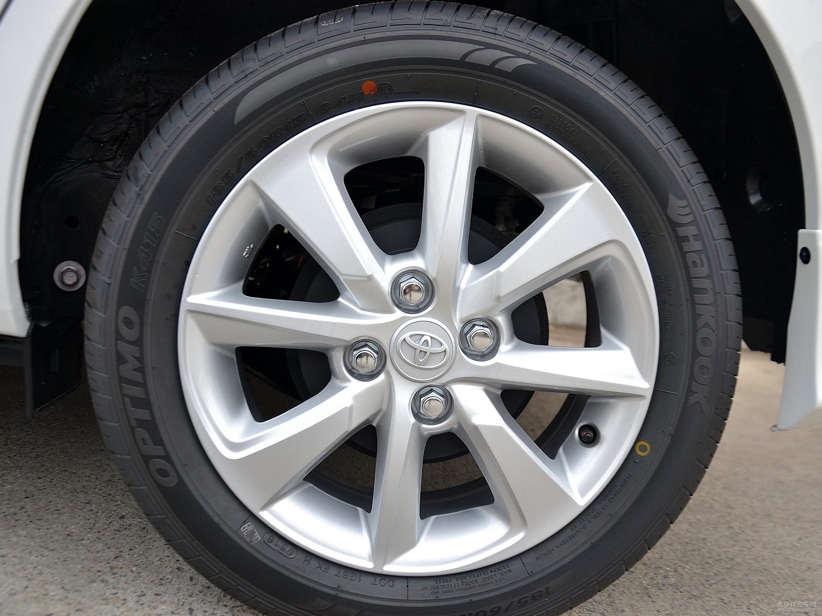YARiS L 致炫外觀高清大圖