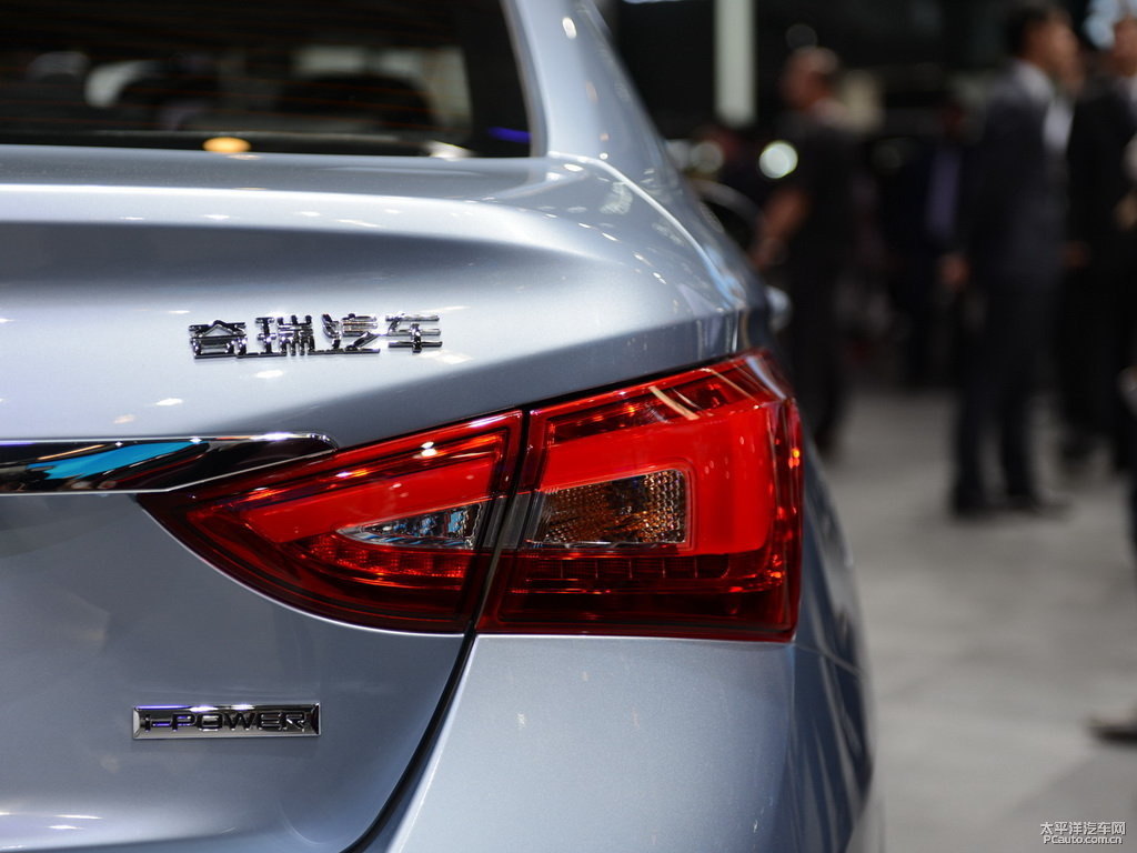 艾瑞澤5車尾外觀圖片