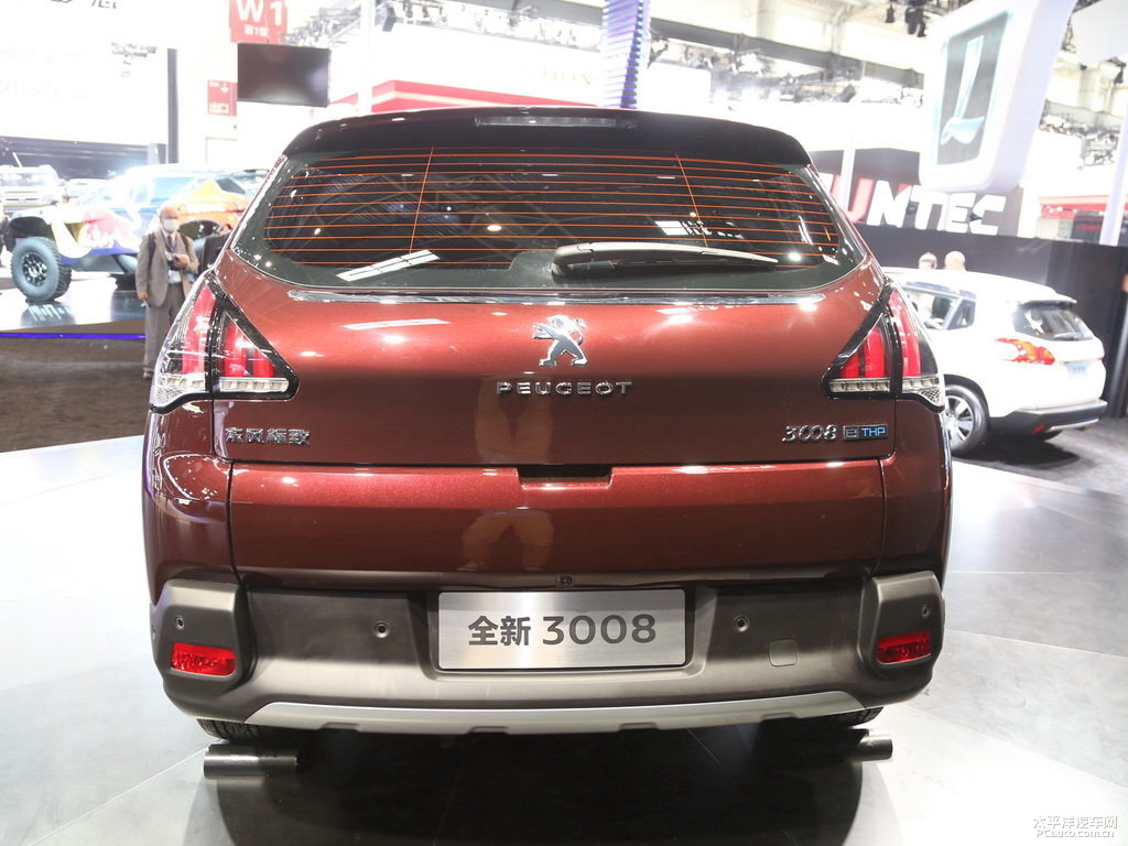 標(biāo)致3008外觀高清大圖