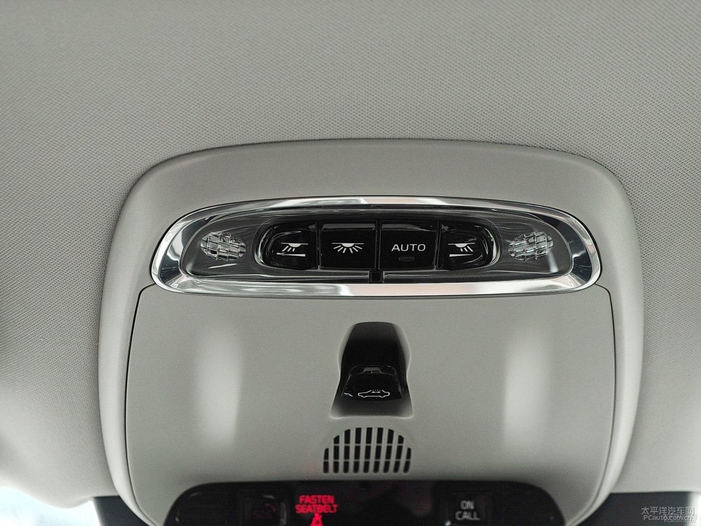 水晶白沃爾沃XC90車廂內(nèi)飾圖片